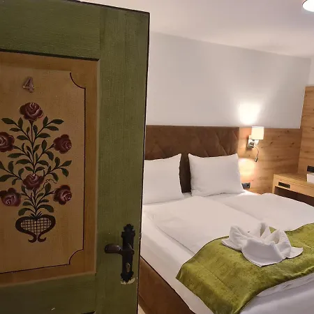 Hotel Alpenhof***