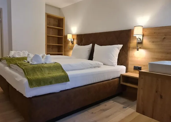 מלון Alpenhof*** קלטנבאך