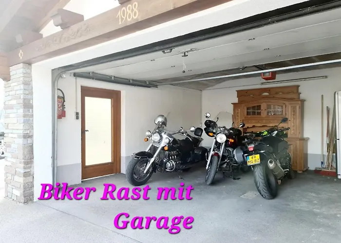 Alpenhof*** מלון קלטנבאך