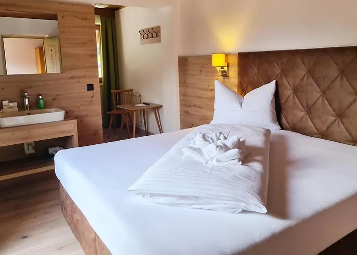 Alpenhof*** קלטנבאך