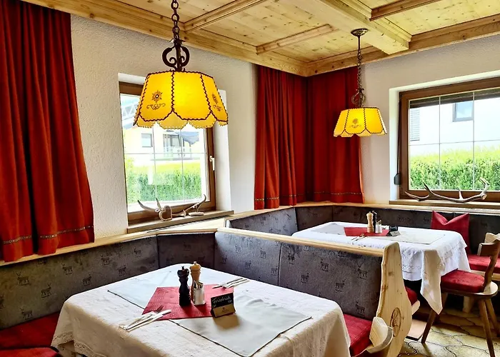 Alpenhof*** מלון 3*