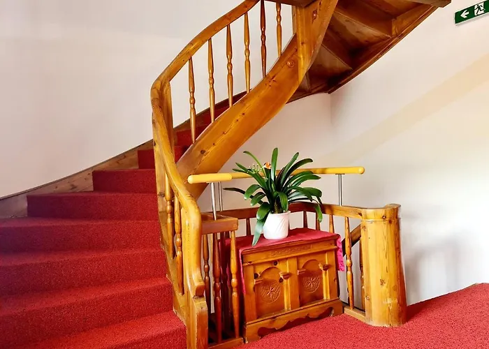 מלון Alpenhof*** קלטנבאך