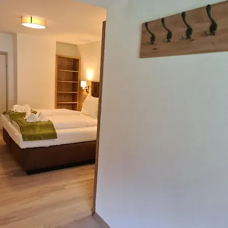 Alpenhof*** 3*