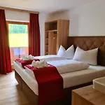 Alpenhof*** Hotel 3*