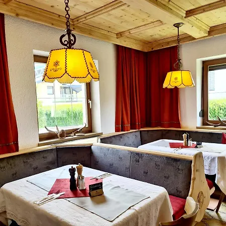 Alpenhof*** Отель 3*